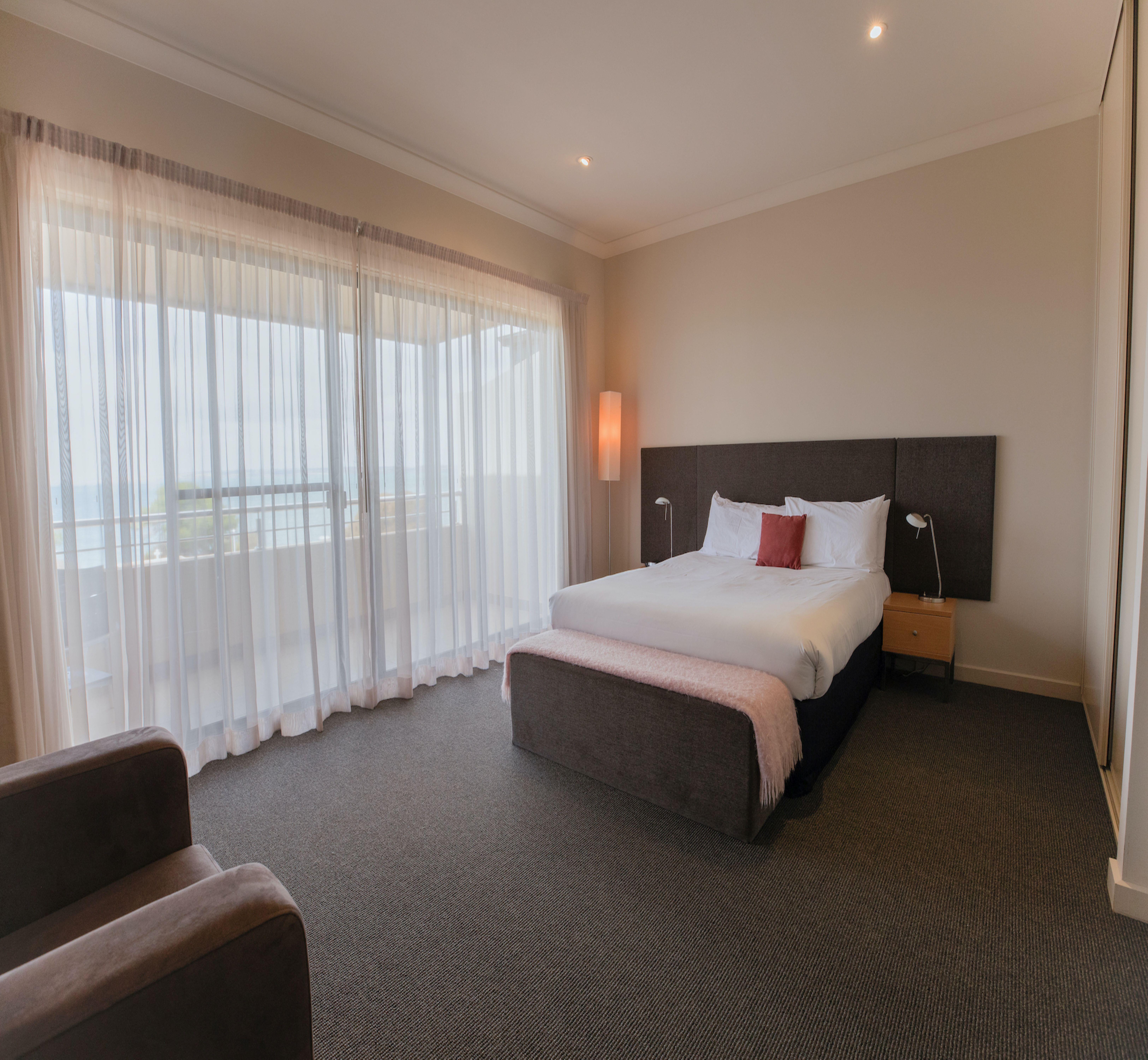 ออโรราโอโซนโฮเต็ล Hotel คิงส์โคท ภายนอก รูปภาพ